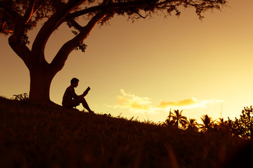 目前驾考科目二需要我们掌握哪五项场地科目通过技巧