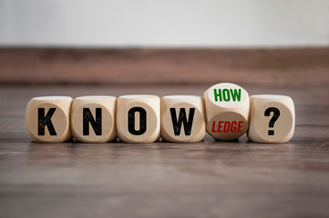 一辆汽车里总共有多少零件(要名称)