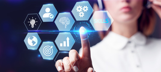 锂电池电动车江淮iEVA50新能源汽车介绍